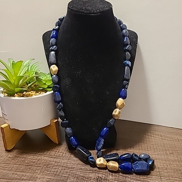 Avon NRQ Signed Multi-Color Acrylic Faux Stone Bead Necklace Ladies Vintage 30" - Picture 1 of 5